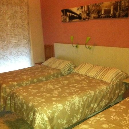 Hostal Neptuno Caces Dış mekan fotoğraf