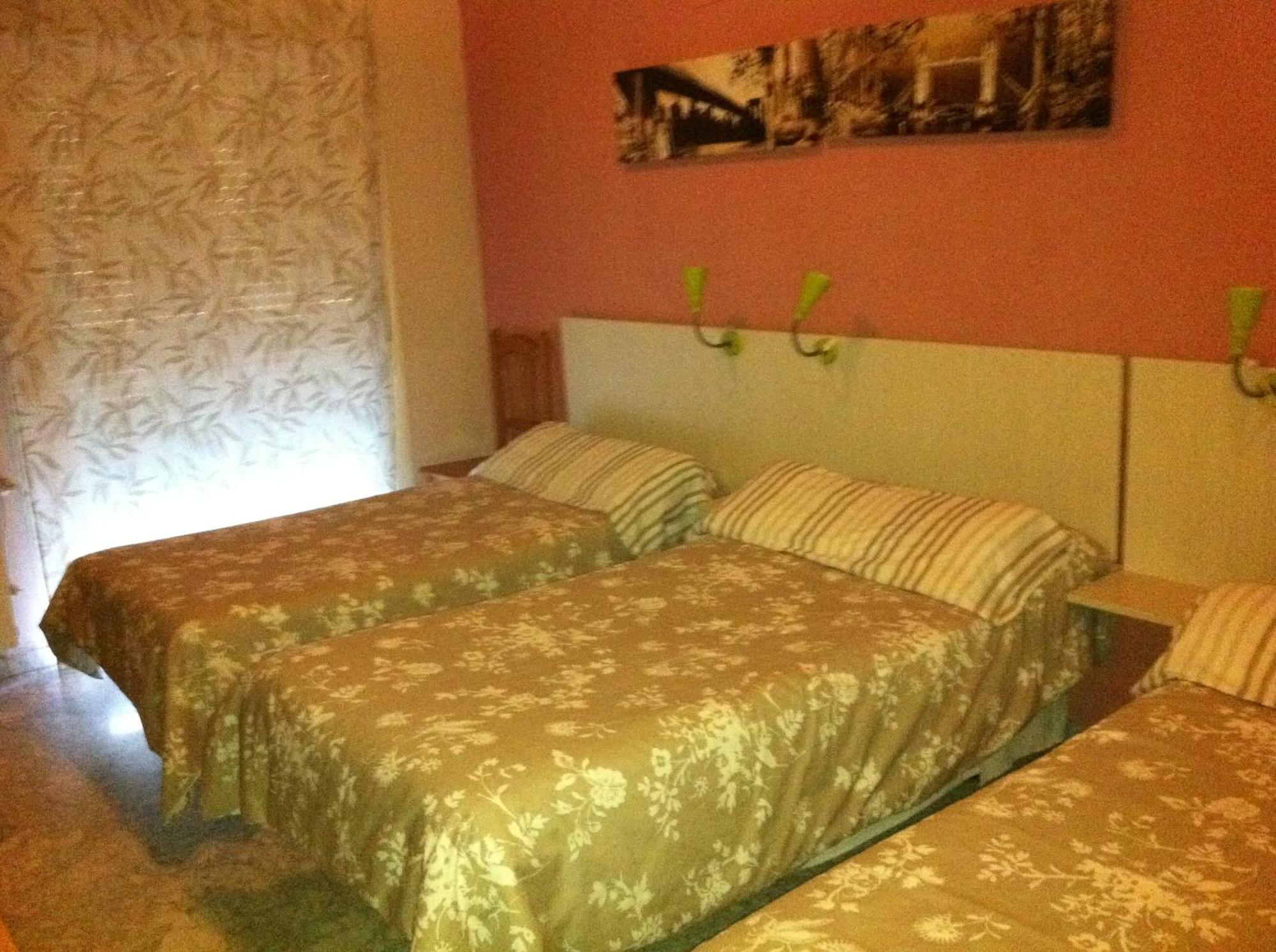 Hostal Neptuno Caces Dış mekan fotoğraf