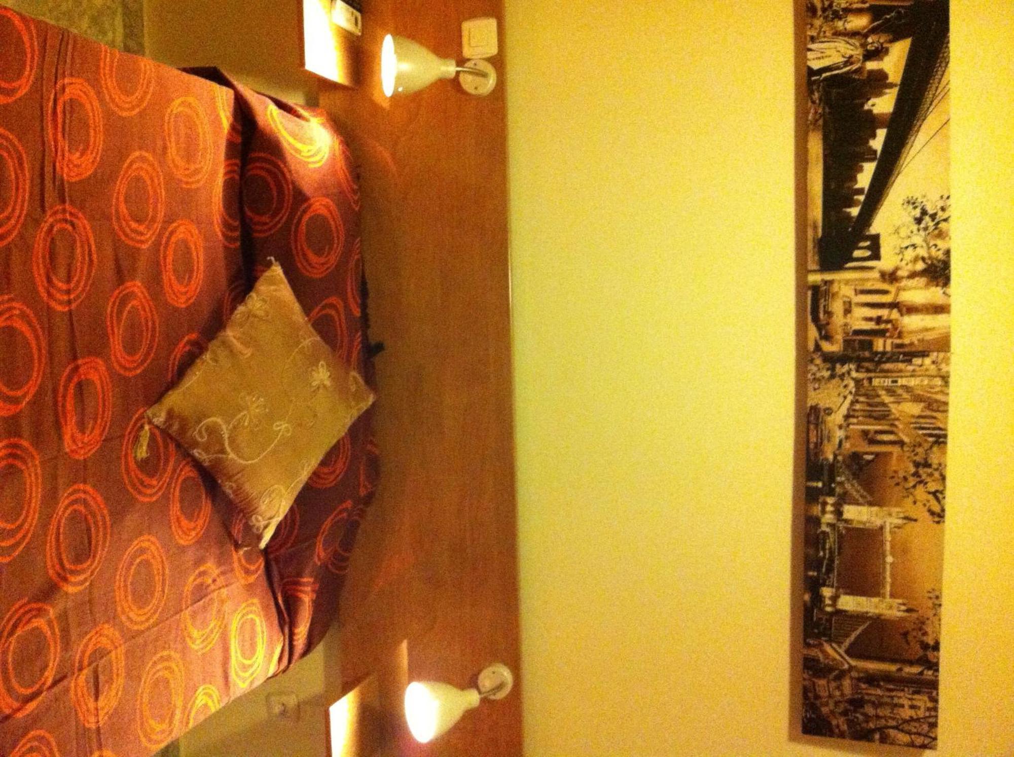Hostal Neptuno Caces Dış mekan fotoğraf