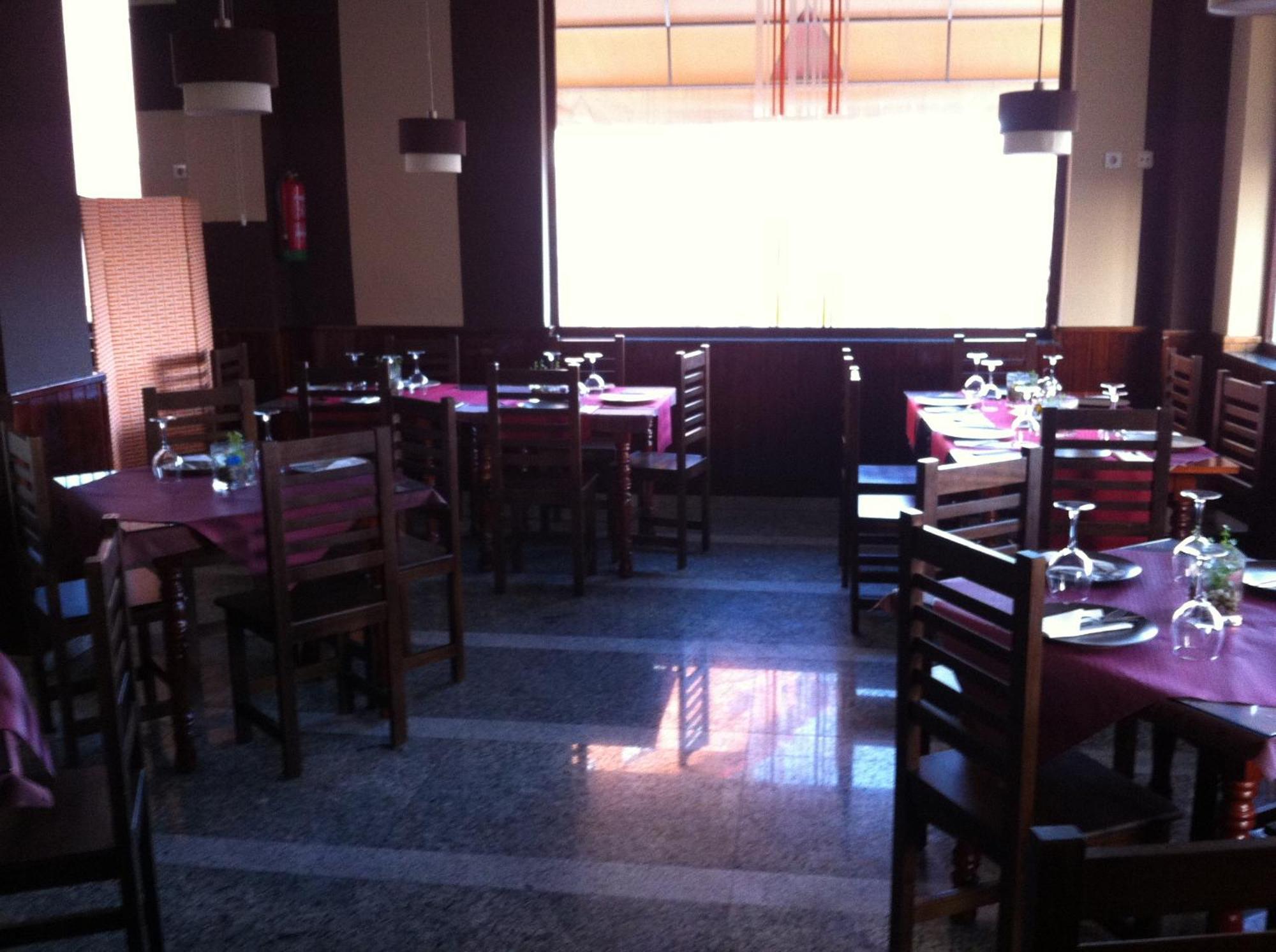 Hostal Neptuno Caces Dış mekan fotoğraf