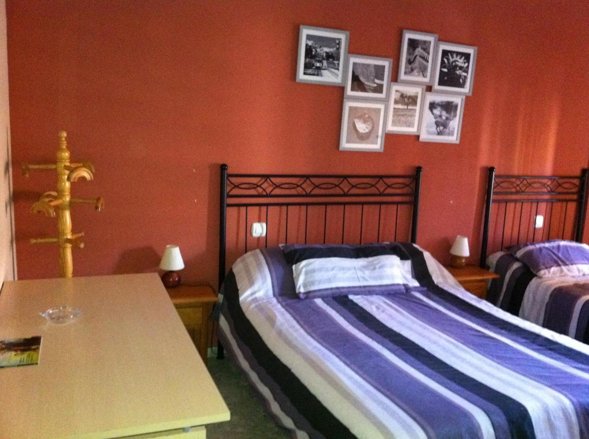 Hostal Neptuno Caces Dış mekan fotoğraf