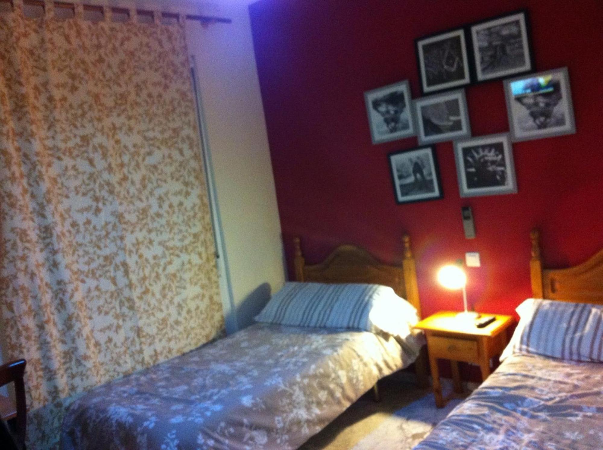Hostal Neptuno Caces Dış mekan fotoğraf