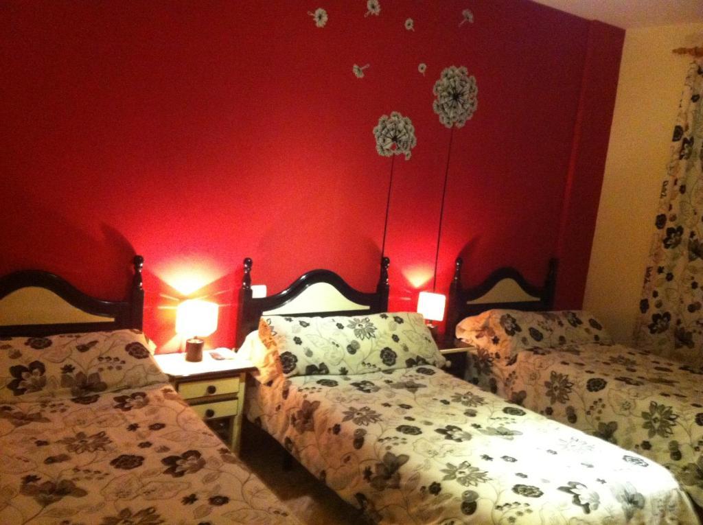 Hostal Neptuno Caces Oda fotoğraf