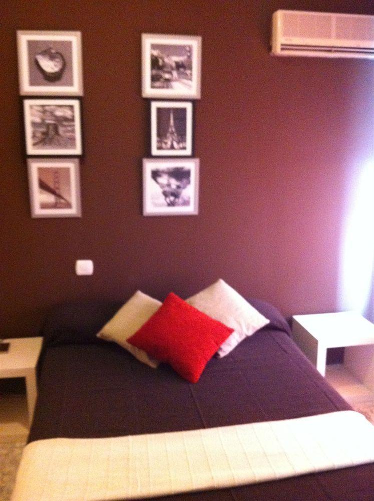 Hostal Neptuno Caces Dış mekan fotoğraf