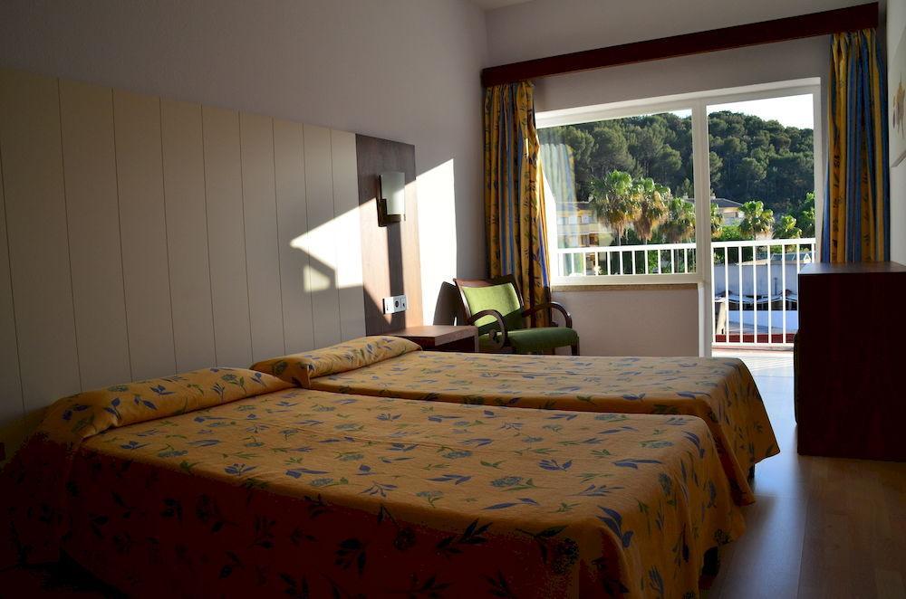 Hostal Neptuno Caces Dış mekan fotoğraf
