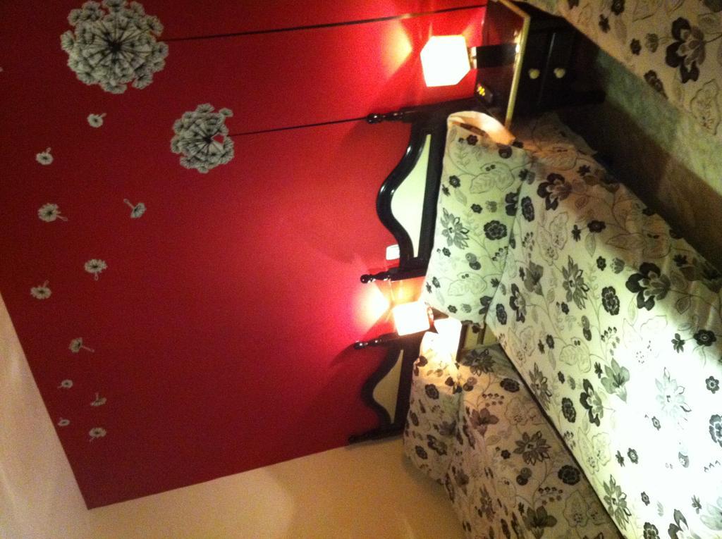 Hostal Neptuno Caces Dış mekan fotoğraf
